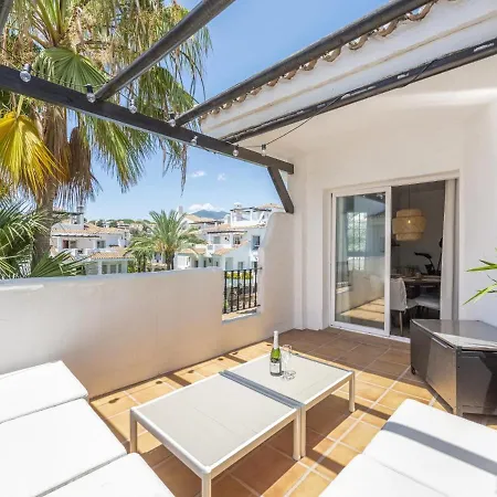 Apartment Naranjos Beautiful 1 Bedroom Penthouse
